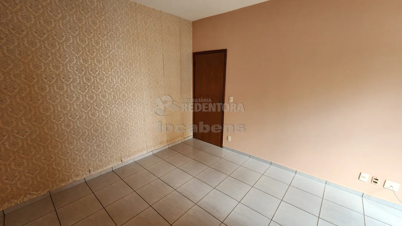 Apartamento para alugar com 2 quartos, 70m² - Foto 12