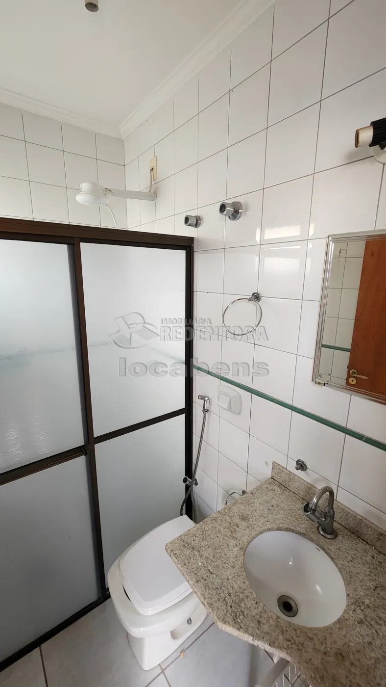 Apartamento para alugar com 2 quartos, 70m² - Foto 13