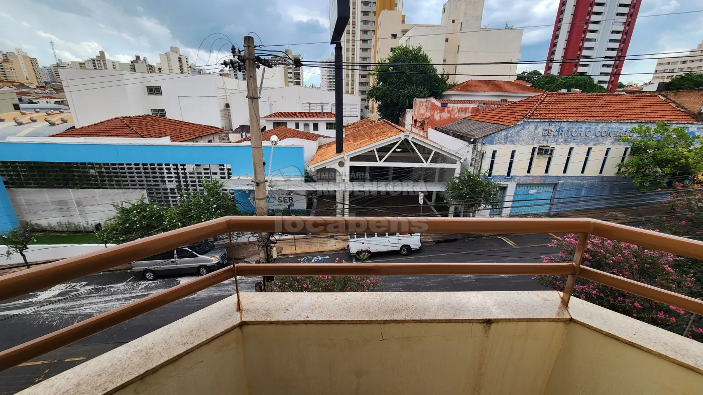 Apartamento para alugar com 2 quartos, 70m² - Foto 14