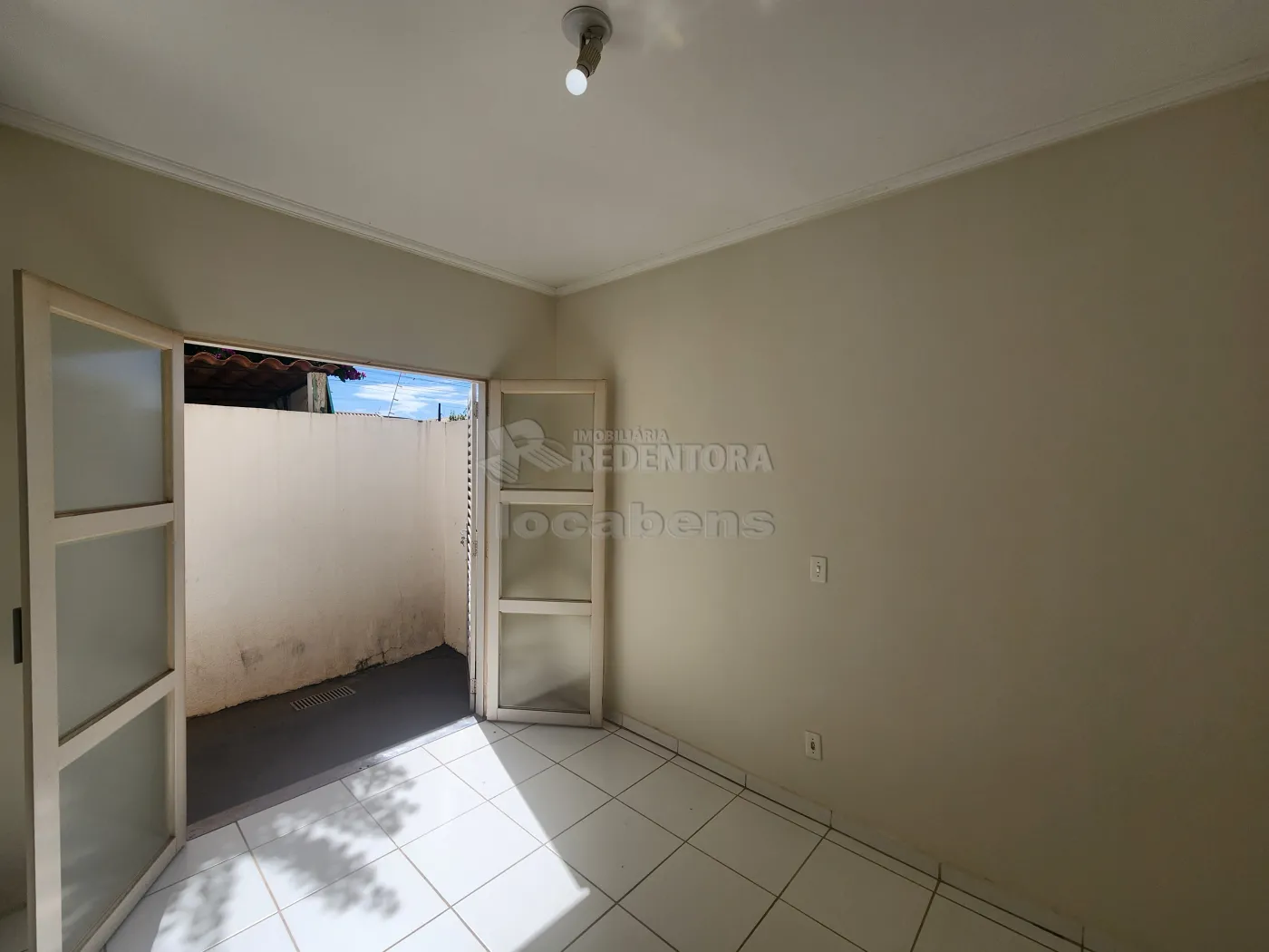 Apartamento para alugar com 2 quartos, 64m² - Foto 9