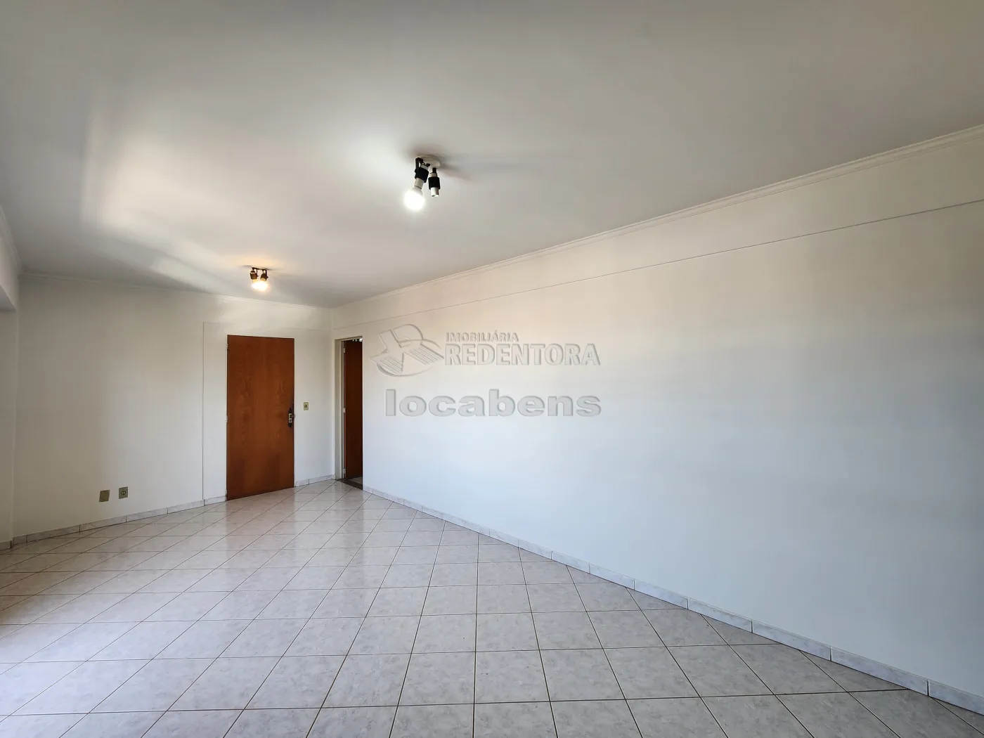 Apartamento para alugar com 3 quartos, 115m² - Foto 2