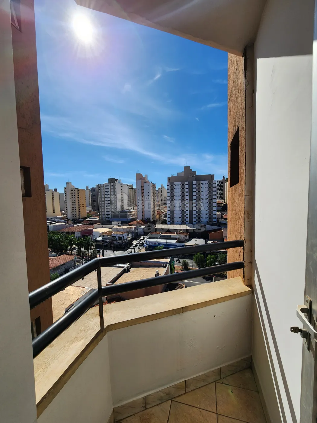 Apartamento para alugar com 3 quartos, 115m² - Foto 11