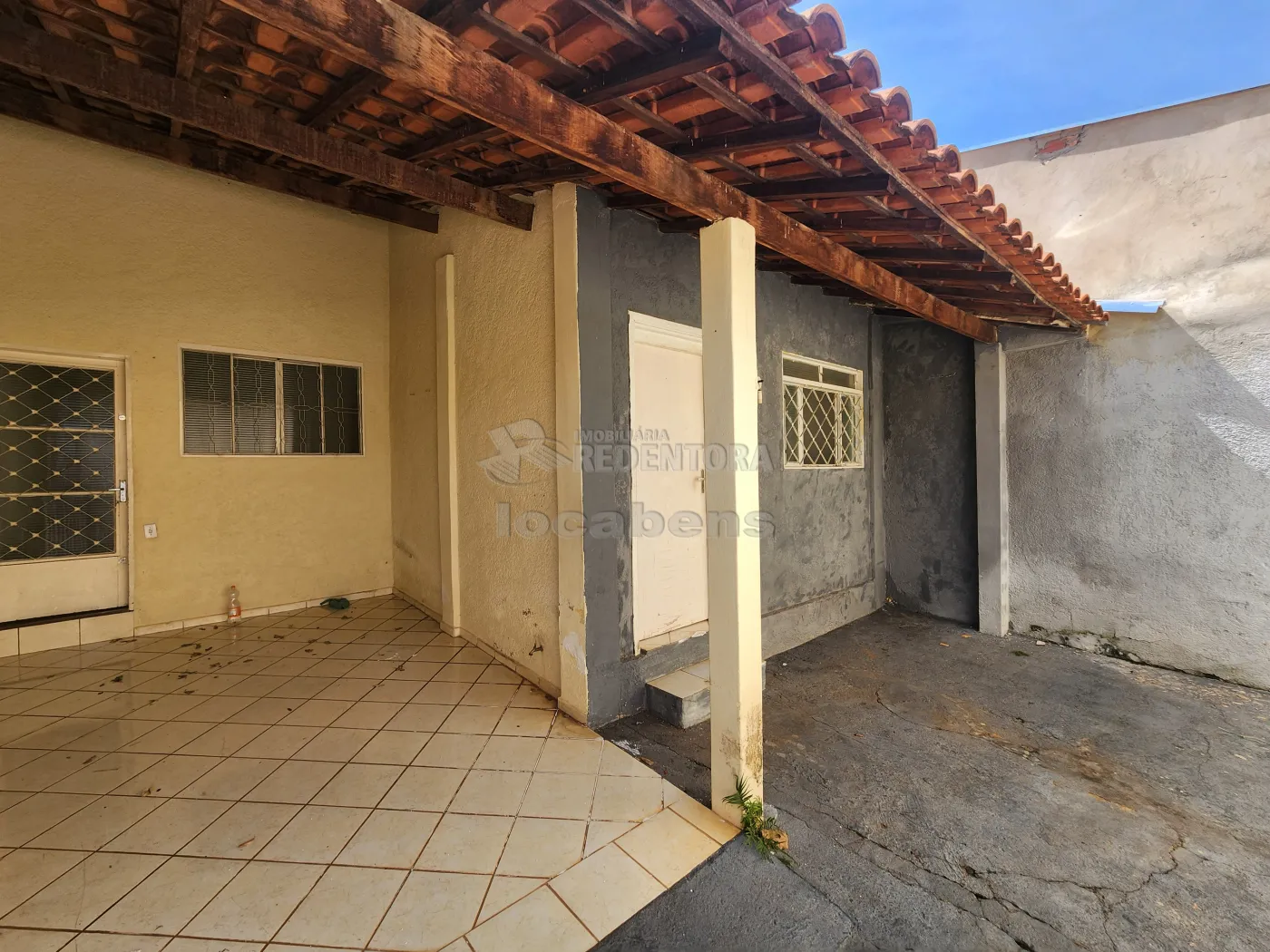 Alugar Casa / Padrão em São José do Rio Preto apenas R$ 850,00 - Foto 1