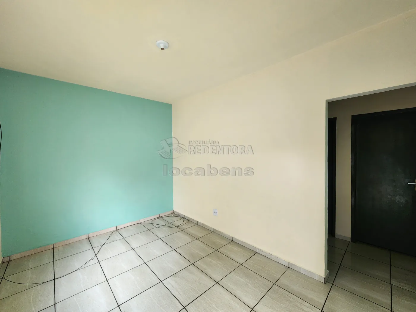 Casa para alugar com 2 quartos, 71m² - Foto 2