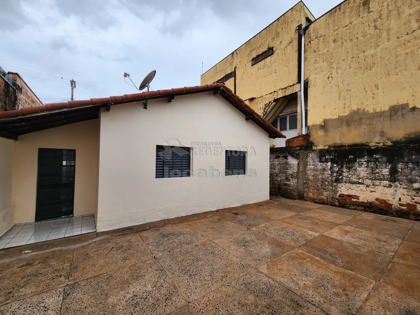 Casa para alugar com 2 quartos, 71m² - Foto 11