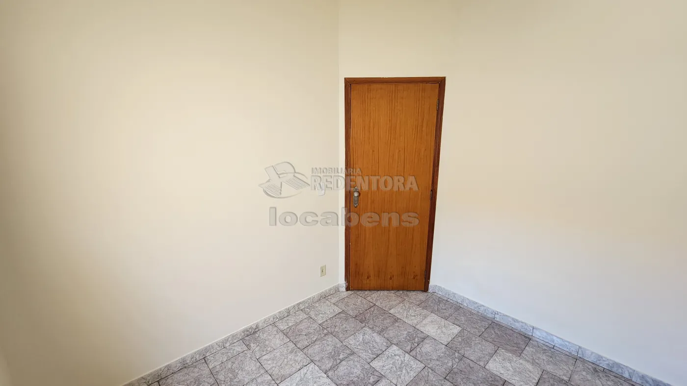 Alugar Casa / Padrão em São José do Rio Preto apenas R$ 1.800,00 - Foto 13