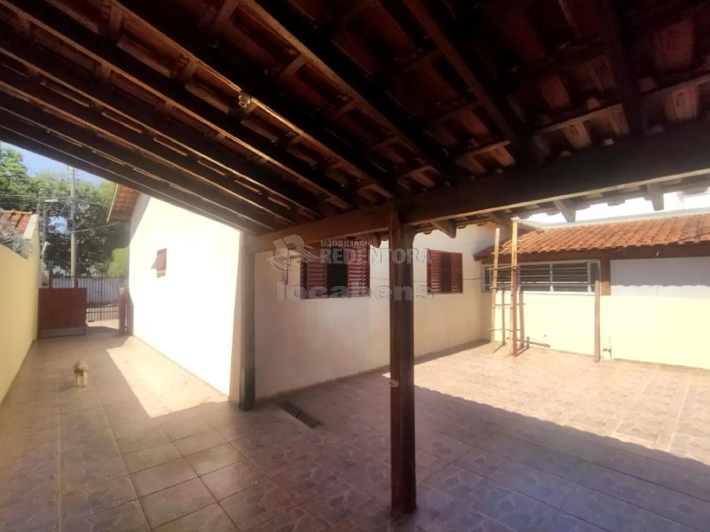 Casa para alugar com 3 quartos, 130m² - Foto 3