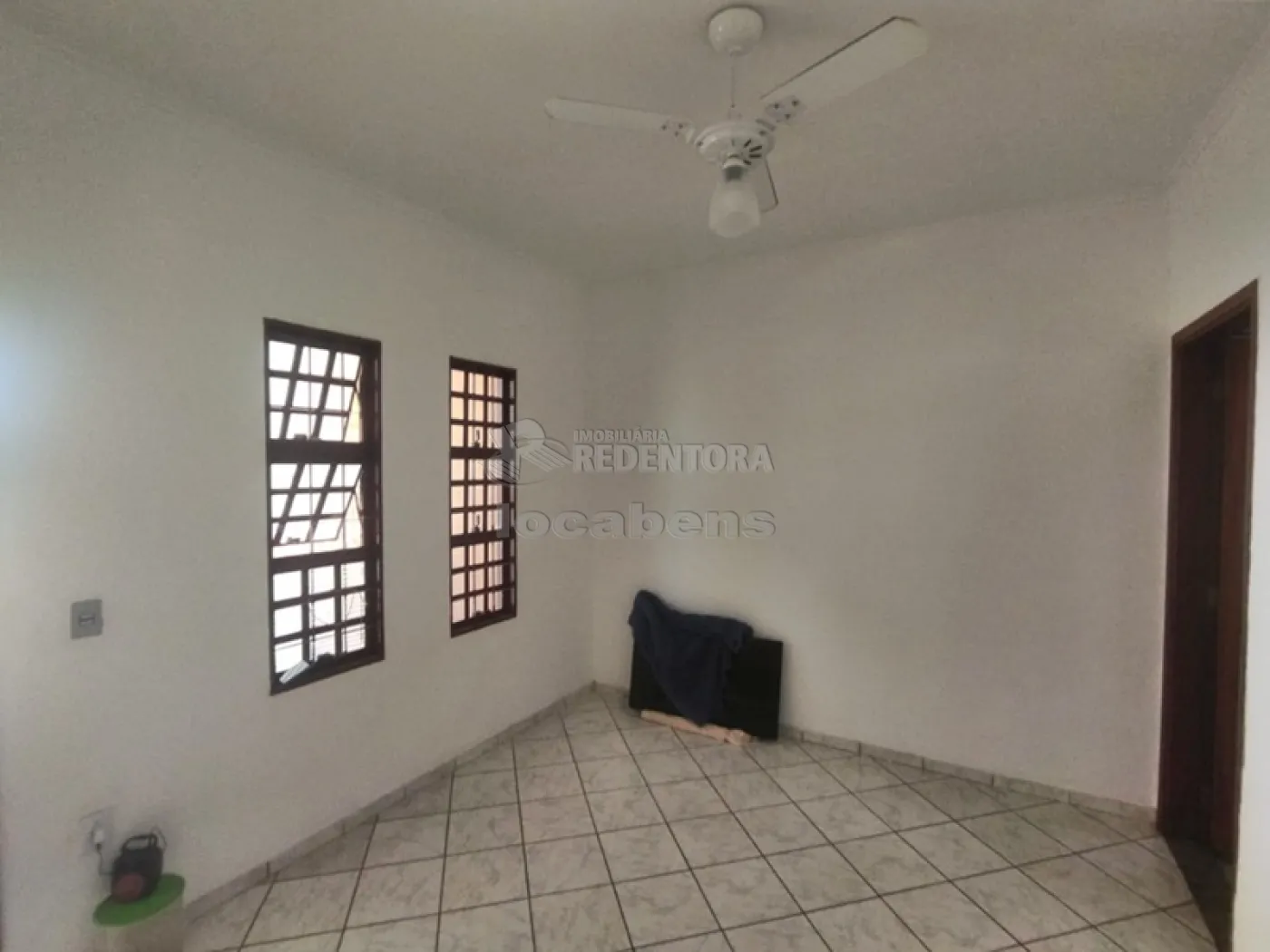 Casa para alugar com 3 quartos, 130m² - Foto 5