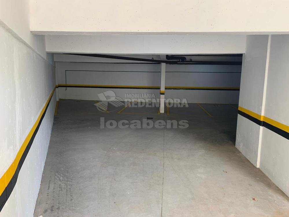 Alugar Apartamento / Padrão em São José do Rio Preto R$ 1.700,00 - Foto 22