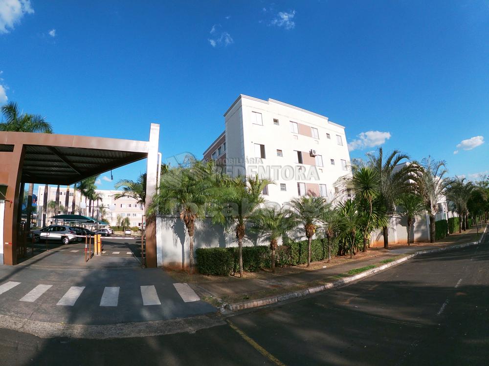 Comprar Apartamento / Padrão em São José do Rio Preto R$ 167.000,00 - Foto 17