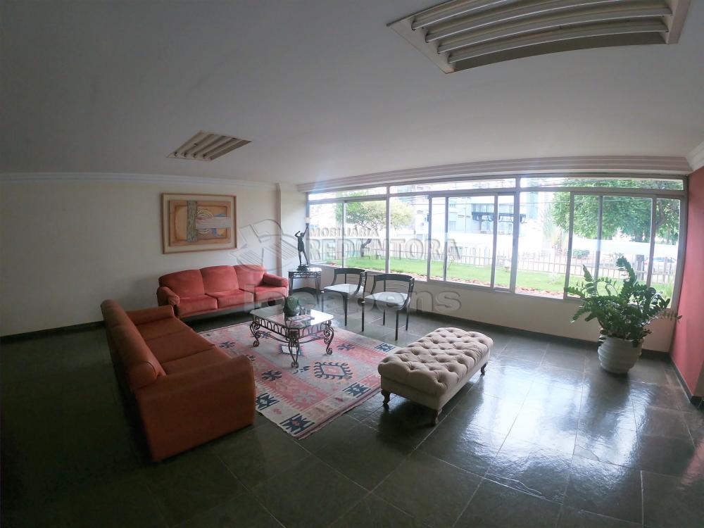 Comprar Apartamento / Padrão em São José do Rio Preto R$ 300.000,00 - Foto 17