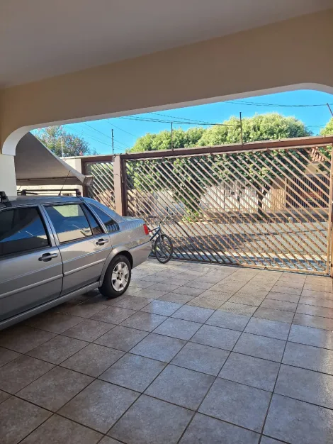 Casa / Padrão em São José do Rio Preto 