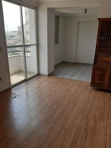 Alugar Apartamento / Padrão em São José do Rio Preto R$ 1.000,00 - Foto 3