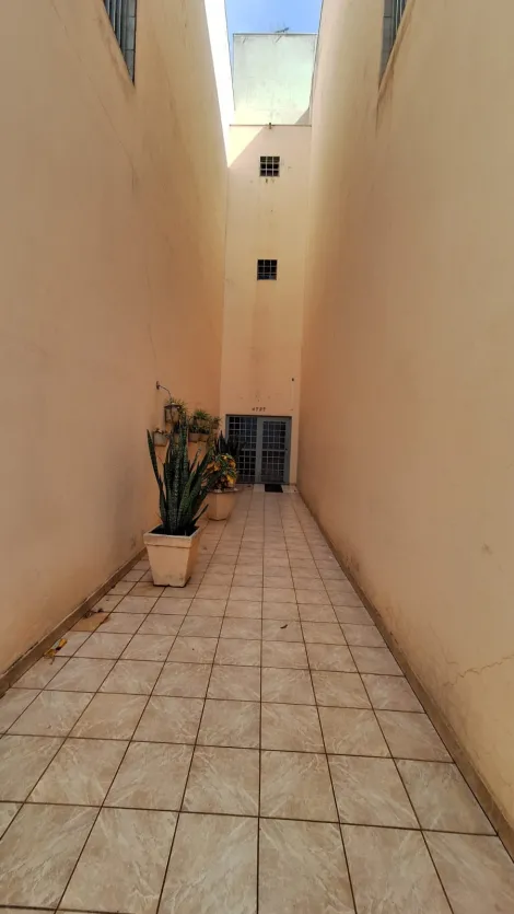 Alugar Apartamento / Padrão em São José do Rio Preto. apenas R$ 1.200,00