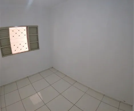 Alugar Casa / Padrão em São José do Rio Preto R$ 1.400,00 - Foto 12