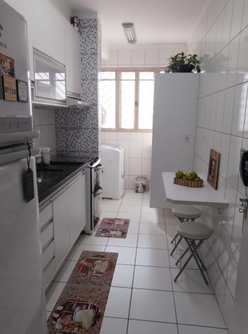 Comprar Apartamento / Padrão em São José do Rio Preto R$ 210.000,00 - Foto 1