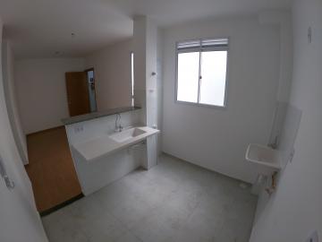 Alugar Apartamento / Padrão em São José do Rio Preto R$ 700,00 - Foto 5