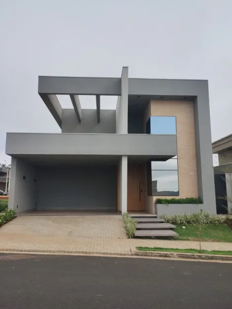 Casa / Condomínio em São José do Rio Preto 