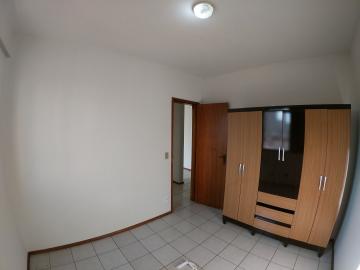 Alugar Apartamento / Padrão em São José do Rio Preto R$ 1.000,00 - Foto 11