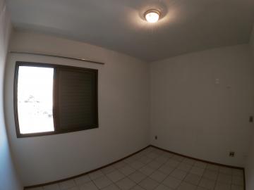 Alugar Apartamento / Padrão em São José do Rio Preto R$ 1.000,00 - Foto 13