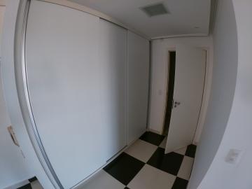 Alugar Apartamento / Padrão em São José do Rio Preto R$ 1.100,00 - Foto 5