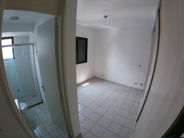 Alugar Apartamento / Padrão em São José do Rio Preto R$ 1.800,00 - Foto 17