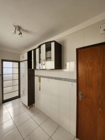 Alugar Apartamento / Padrão em São José do Rio Preto R$ 800,00 - Foto 4