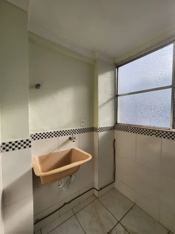 Alugar Apartamento / Padrão em São José do Rio Preto R$ 800,00 - Foto 8