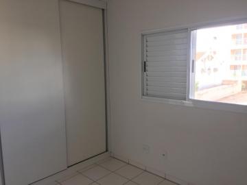 Alugar Apartamento / Padrão em São José do Rio Preto R$ 1.150,00 - Foto 18