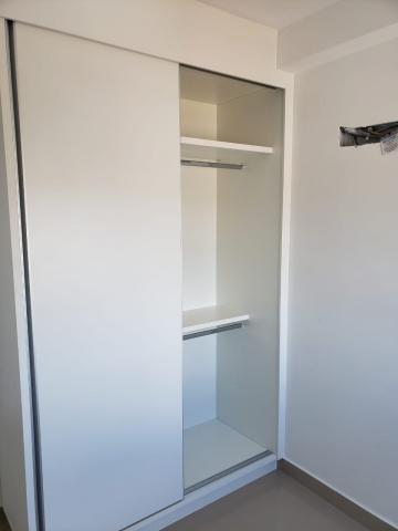 Alugar Apartamento / Padrão em São José do Rio Preto R$ 1.700,00 - Foto 30