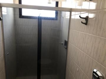 Alugar Apartamento / Padrão em São José do Rio Preto R$ 1.750,00 - Foto 11