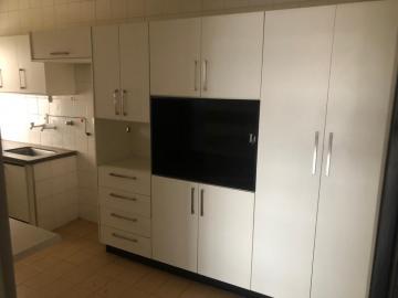 Alugar Apartamento / Padrão em São José do Rio Preto R$ 900,00 - Foto 4