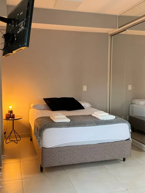 Apartamento / Studio em São José do Rio Preto Alugar por R$2.200,00