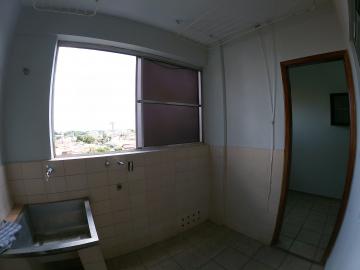 Alugar Apartamento / Padrão em São José do Rio Preto R$ 650,00 - Foto 16