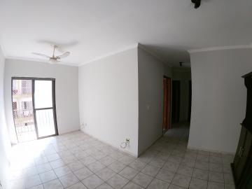 Alugar Apartamento / Padrão em São José do Rio Preto R$ 800,00 - Foto 2