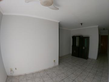 Alugar Apartamento / Padrão em São José do Rio Preto R$ 800,00 - Foto 3