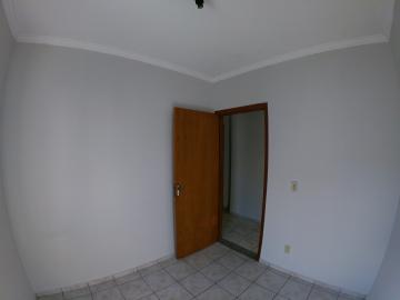 Alugar Apartamento / Padrão em São José do Rio Preto R$ 800,00 - Foto 14