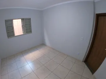 Alugar Casa / Padrão em São José do Rio Preto R$ 1.400,00 - Foto 6