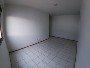 Alugar Apartamento / Padrão em São José do Rio Preto R$ 1.100,00 - Foto 2