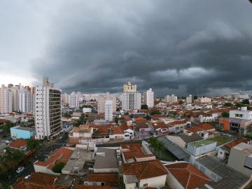 Alugar Apartamento / Padrão em São José do Rio Preto R$ 1.100,00 - Foto 4