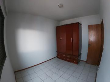 Alugar Apartamento / Padrão em São José do Rio Preto R$ 1.100,00 - Foto 6