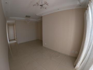 Alugar Apartamento / Padrão em São José do Rio Preto R$ 1.200,00 - Foto 3