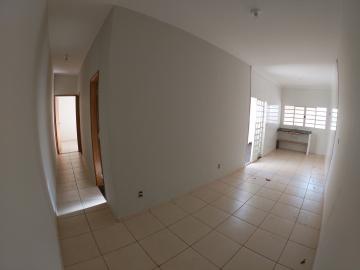 Alugar Casa / Padrão em São José do Rio Preto R$ 1.000,00 - Foto 3