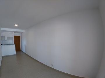 Alugar Apartamento / Padrão em São José do Rio Preto R$ 1.200,00 - Foto 4