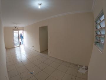 Alugar Apartamento / Padrão em São José do Rio Preto R$ 800,00 - Foto 2