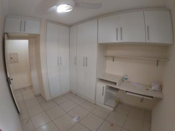 Alugar Apartamento / Padrão em São José do Rio Preto R$ 800,00 - Foto 7