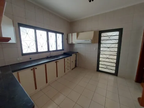 Alugar Casa / Padrão em São José do Rio Preto R$ 3.000,00 - Foto 5