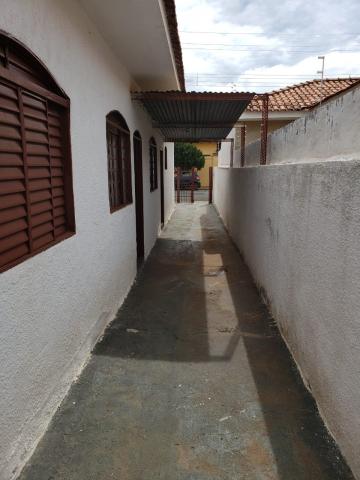 Alugar Casa / Padrão em São José do Rio Preto apenas R$ 800,00 - Foto 9