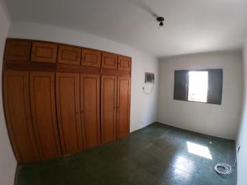 Alugar Apartamento / Padrão em São José do Rio Preto R$ 950,00 - Foto 13