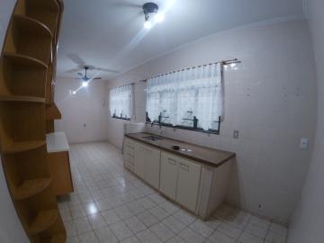 Alugar Casa / Padrão em São José do Rio Preto R$ 2.500,00 - Foto 16